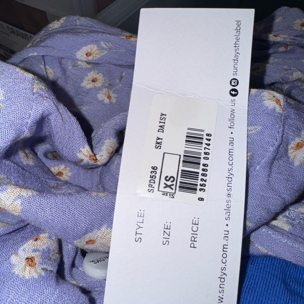 Floral Purple Drews XS NWT - Picture 4 of 8